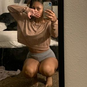 Meet your Posher, Nina